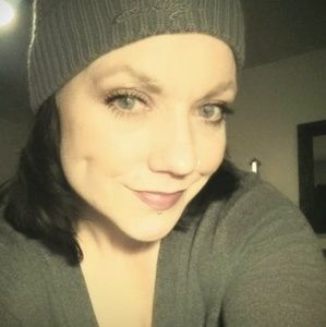 Meet your Posher, Mandy